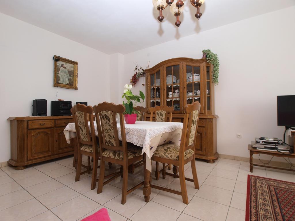 Apartment Luisa 1437 Peruški Extérieur photo