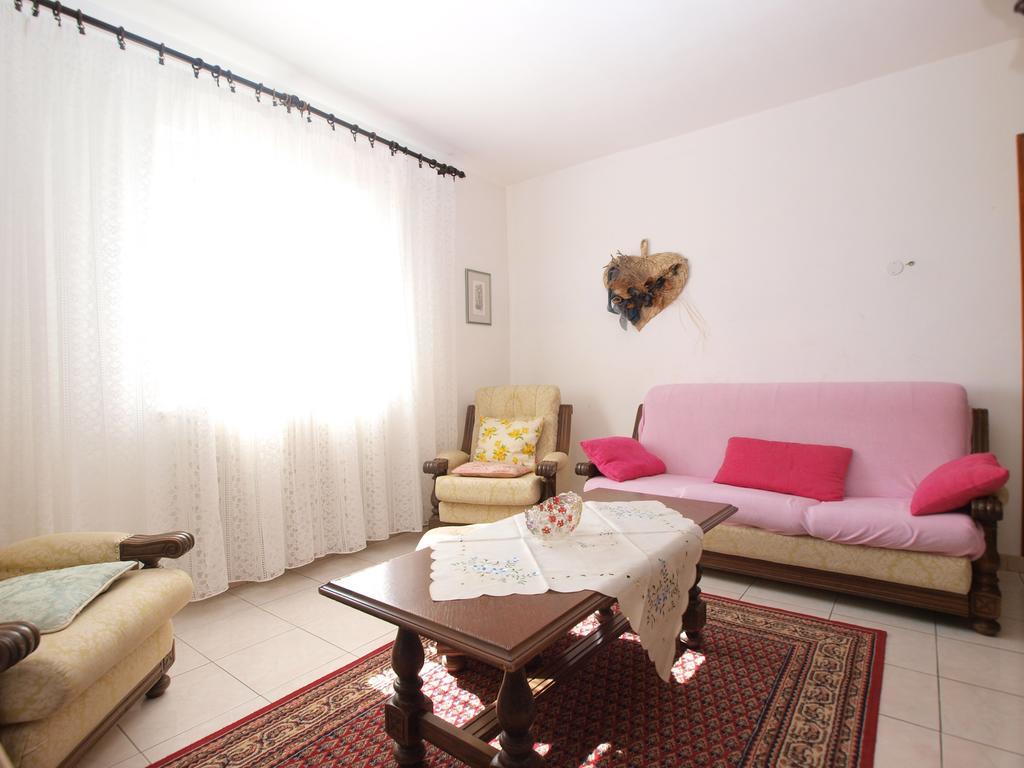 Apartment Luisa 1437 Peruški Extérieur photo
