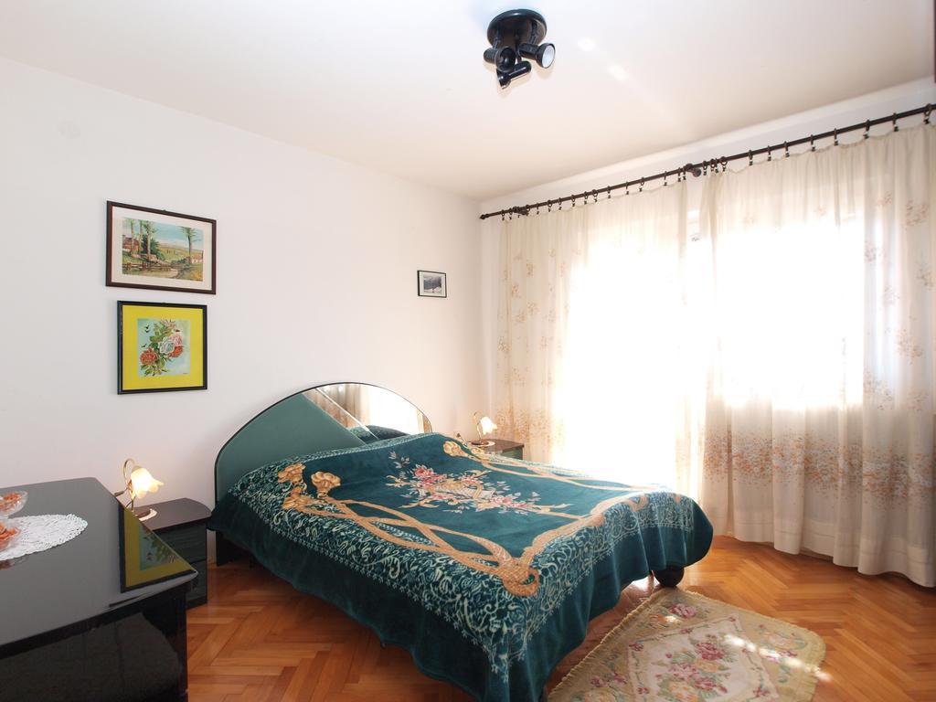 Apartment Luisa 1437 Peruški Extérieur photo