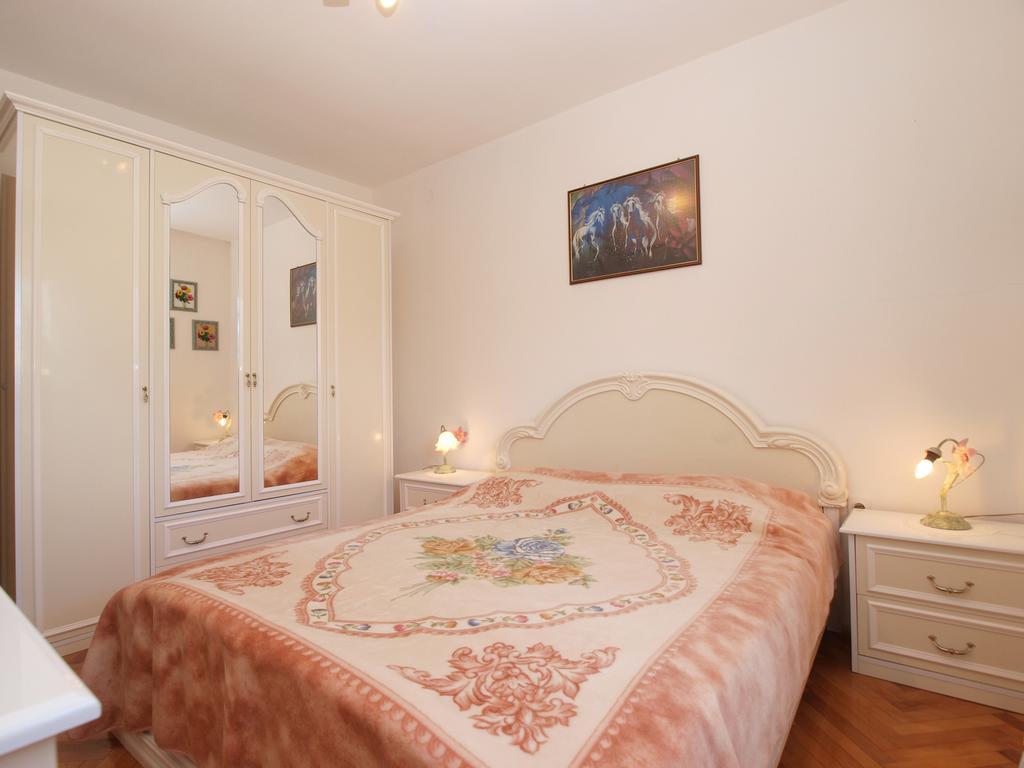 Apartment Luisa 1437 Peruški Extérieur photo