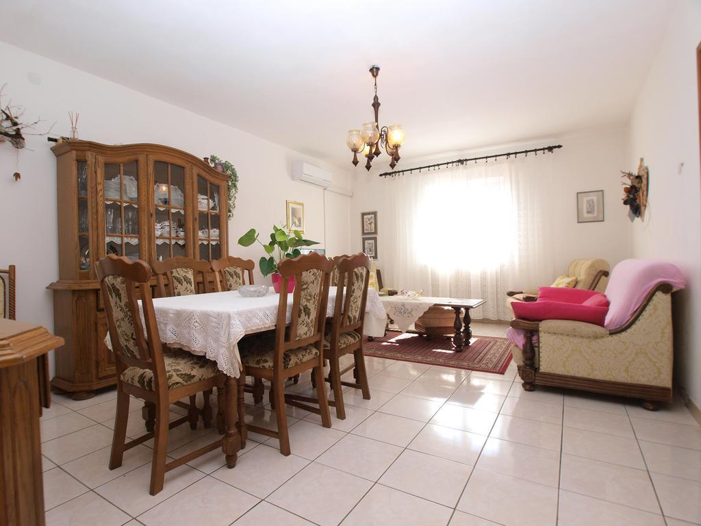 Apartment Luisa 1437 Peruški Extérieur photo