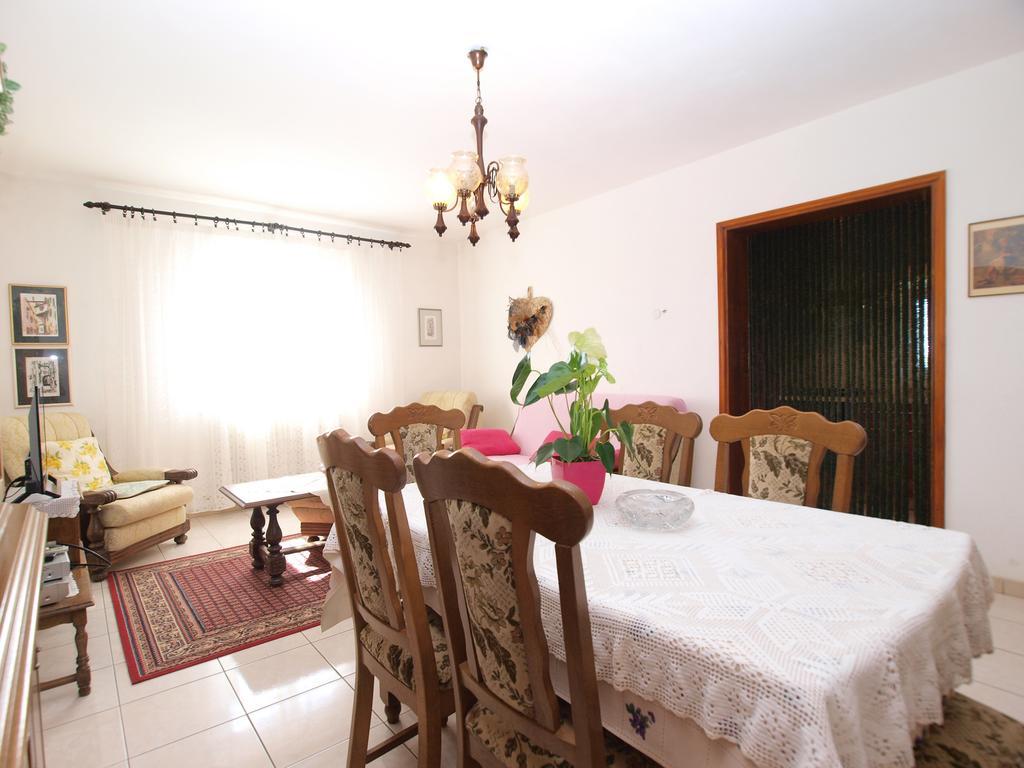 Apartment Luisa 1437 Peruški Extérieur photo